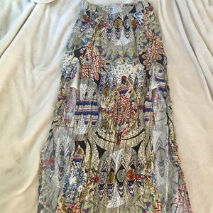 Printed high waisted maxi skirt with sexy slits